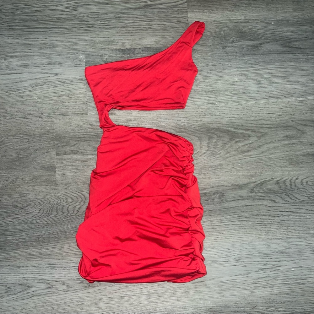 Red cutout bodycon dress